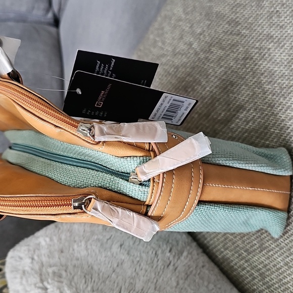 NWT Stone Mountain Purse Ice Blue/Vachetta Belmar Large Dome Satchel Sydney Bag - Picture 6 of 12